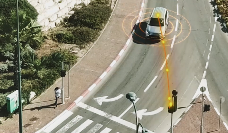 How Can Smart Intersections Equipped With V2X Save Lives? - Autotalks